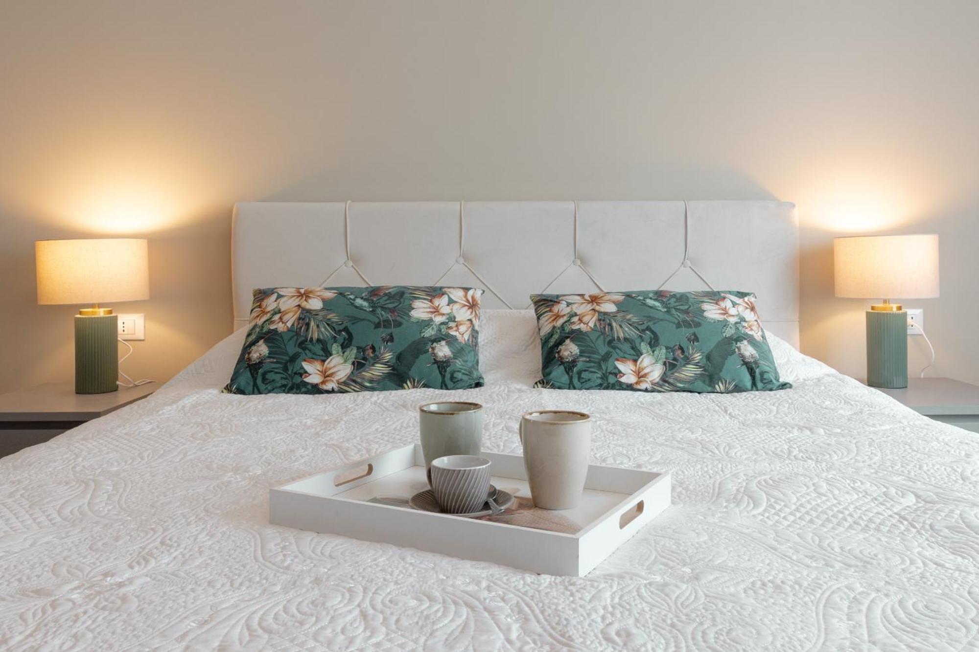 Family&Friends Apartment Trieste Luaran gambar